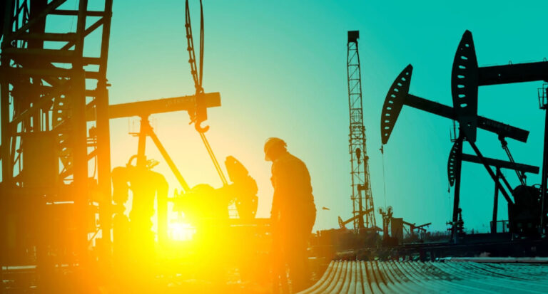 Oil Prices Dip Despite Israel-Gaza Tensions