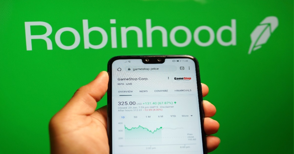 Robinhood Markets plans to expand into the crypto futures market following its Bitstamp acquisition. The company aims to offer Bitcoin and Ether futures in the U.S. and perpetual futures in Europe, despite regulatory challenges.